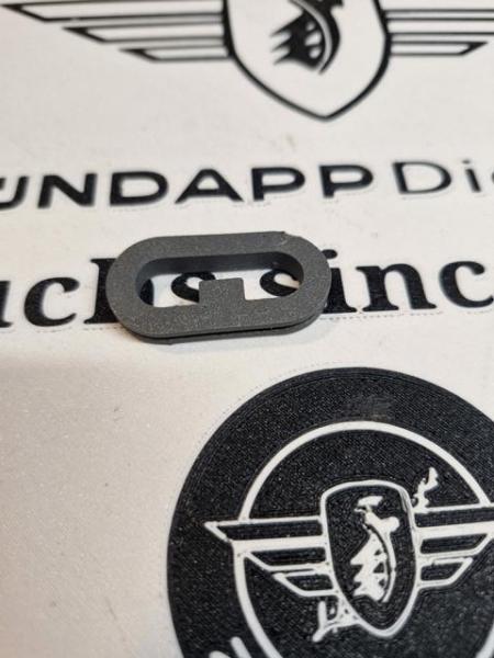 Zündapp Combinette Scheinwerfer Gehäusegummi zur Bowdenzugdurchführung TPU 423-​12.405.15  in Grau MATT